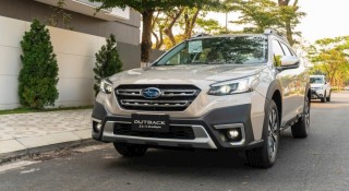 Subaru Outback giảm giá kỷ lục tại đại lý, tiệm cận Hyundai Palisade
